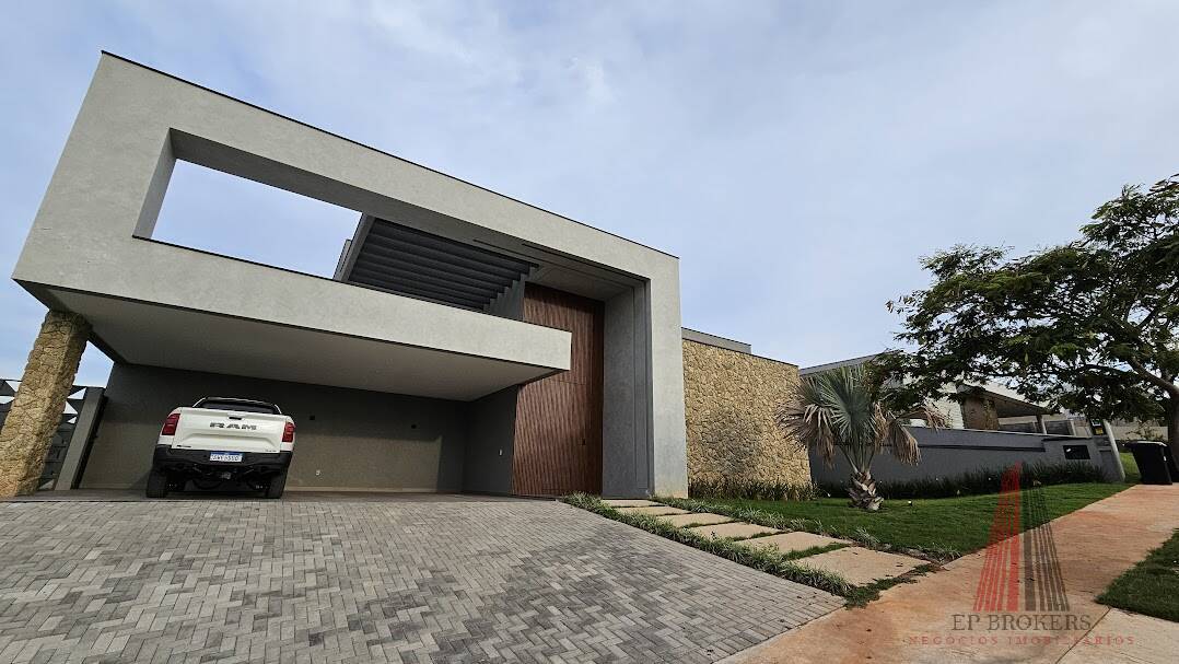 Casa de Condomínio à venda com 4 quartos, 440m² - Foto 1