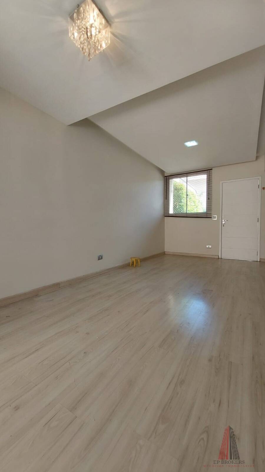 Casa à venda com 3 quartos, 94m² - Foto 6