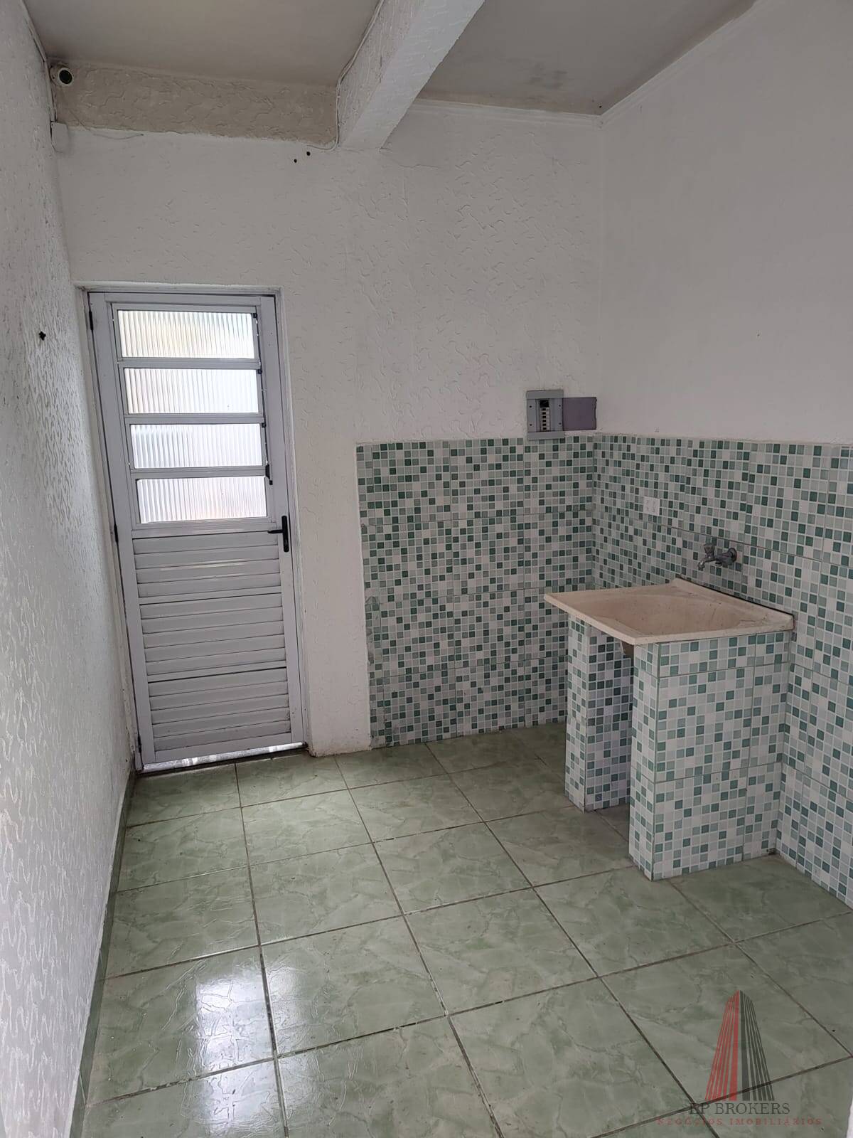 Casa à venda com 3 quartos, 184m² - Foto 11