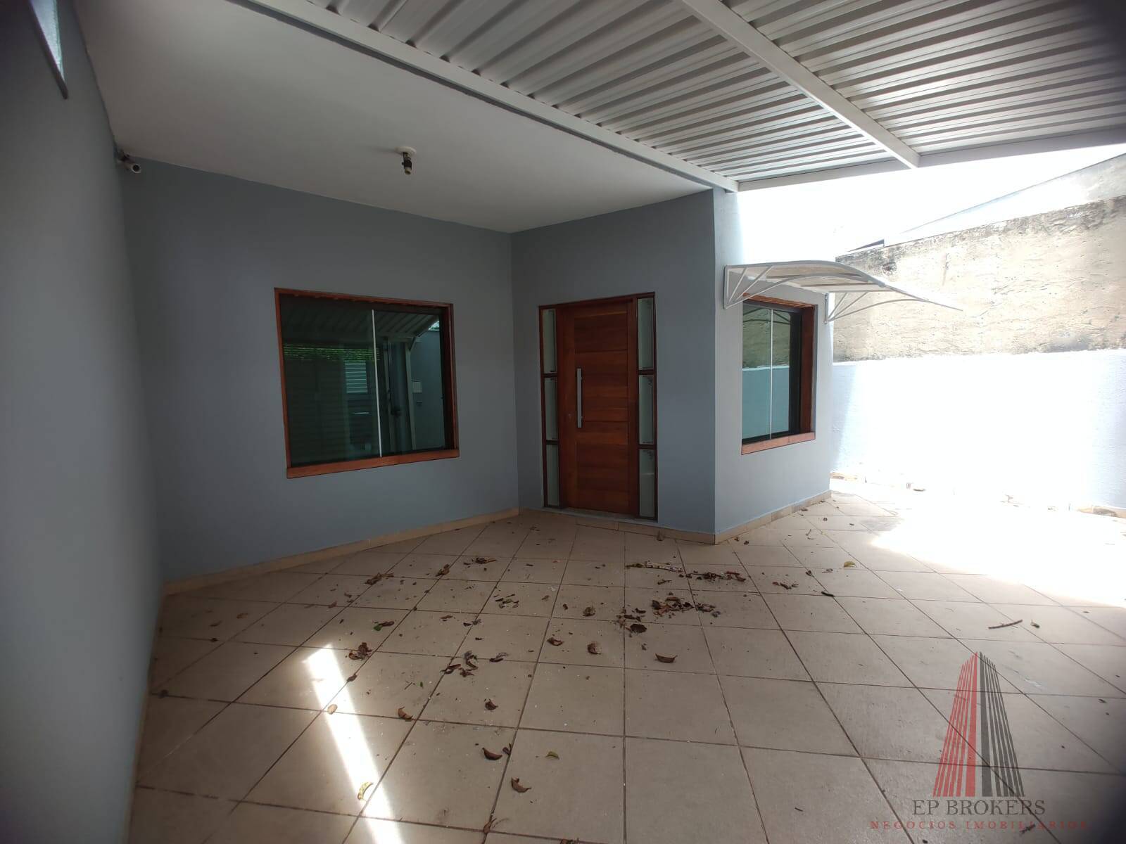 Casa à venda com 3 quartos, 184m² - Foto 2