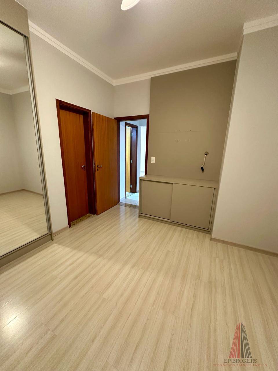 Apartamento à venda com 2 quartos, 85m² - Foto 22