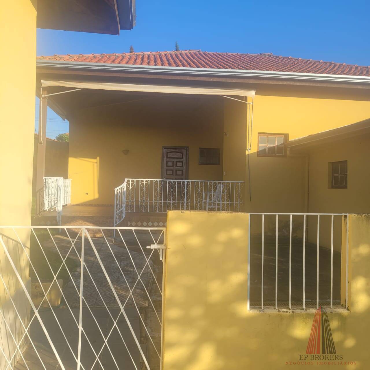 Fazenda à venda com 3 quartos, 1250m² - Foto 2