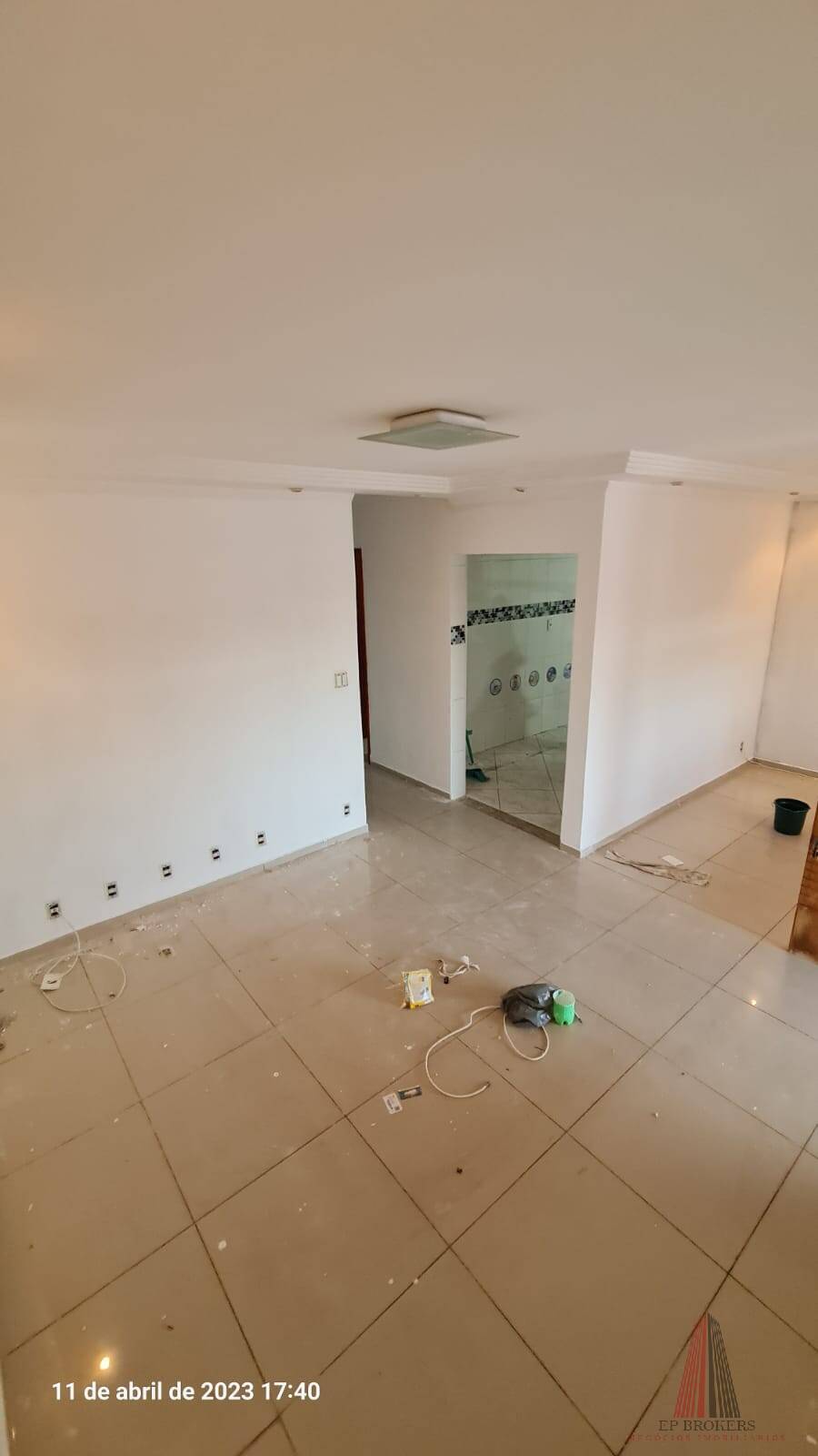 Casa à venda com 3 quartos, 240m² - Foto 9