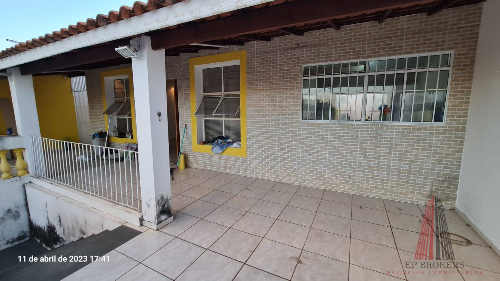 Casa à venda com 3 quartos, 240m² - Foto 3