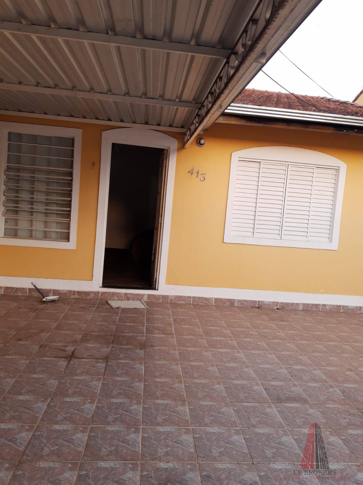 Casa à venda com 2 quartos, 99m² - Foto 1