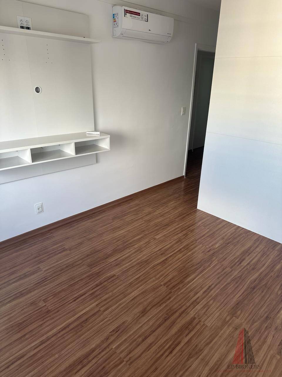 Apartamento à venda com 3 quartos, 125m² - Foto 13