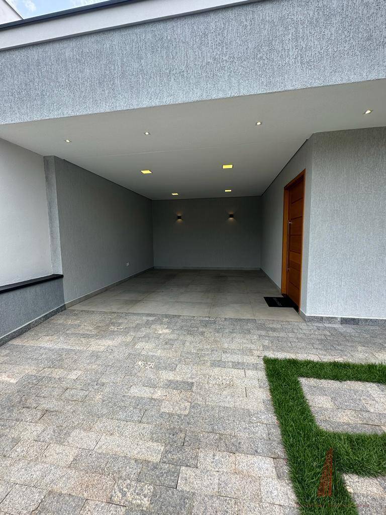 Casa à venda com 2 quartos, 163m² - Foto 3