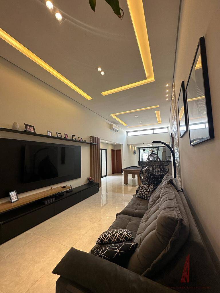 Casa à venda com 2 quartos, 163m² - Foto 4