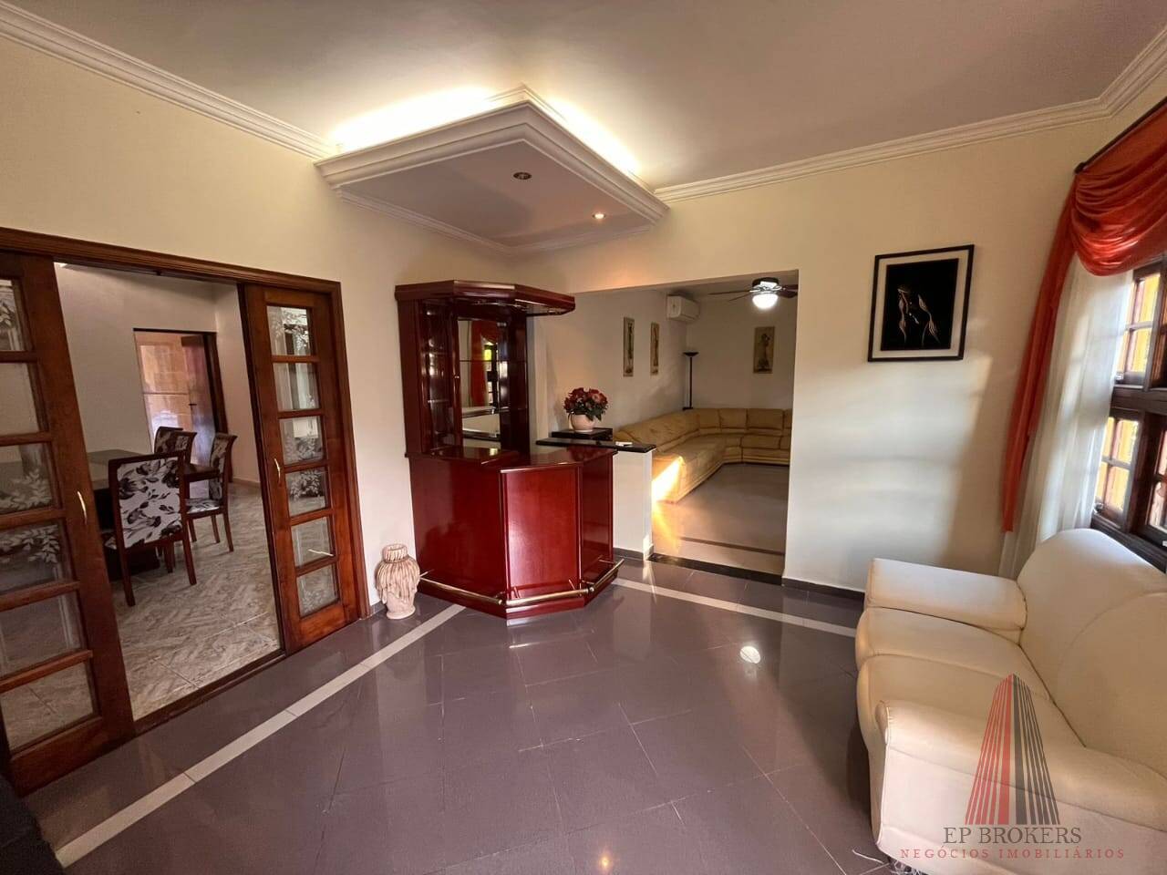 Casa à venda com 6 quartos, 700m² - Foto 9