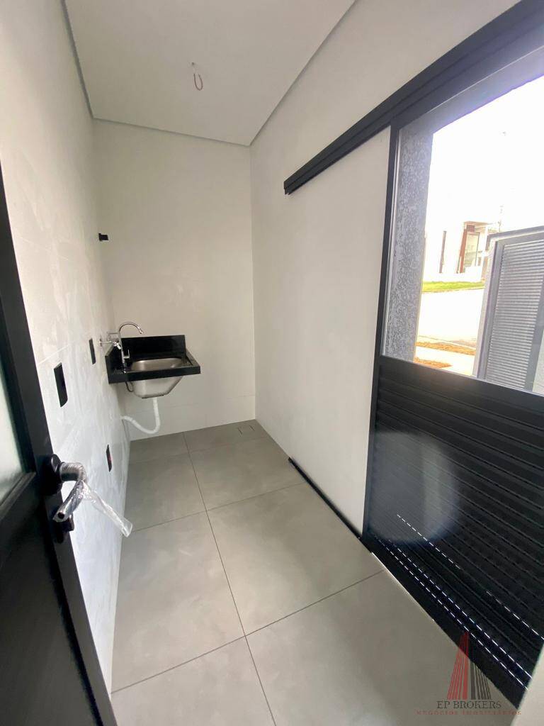 Casa à venda com 3 quartos, 234m² - Foto 19