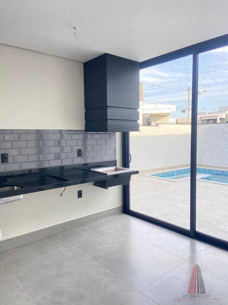 Casa à venda com 3 quartos, 234m² - Foto 8