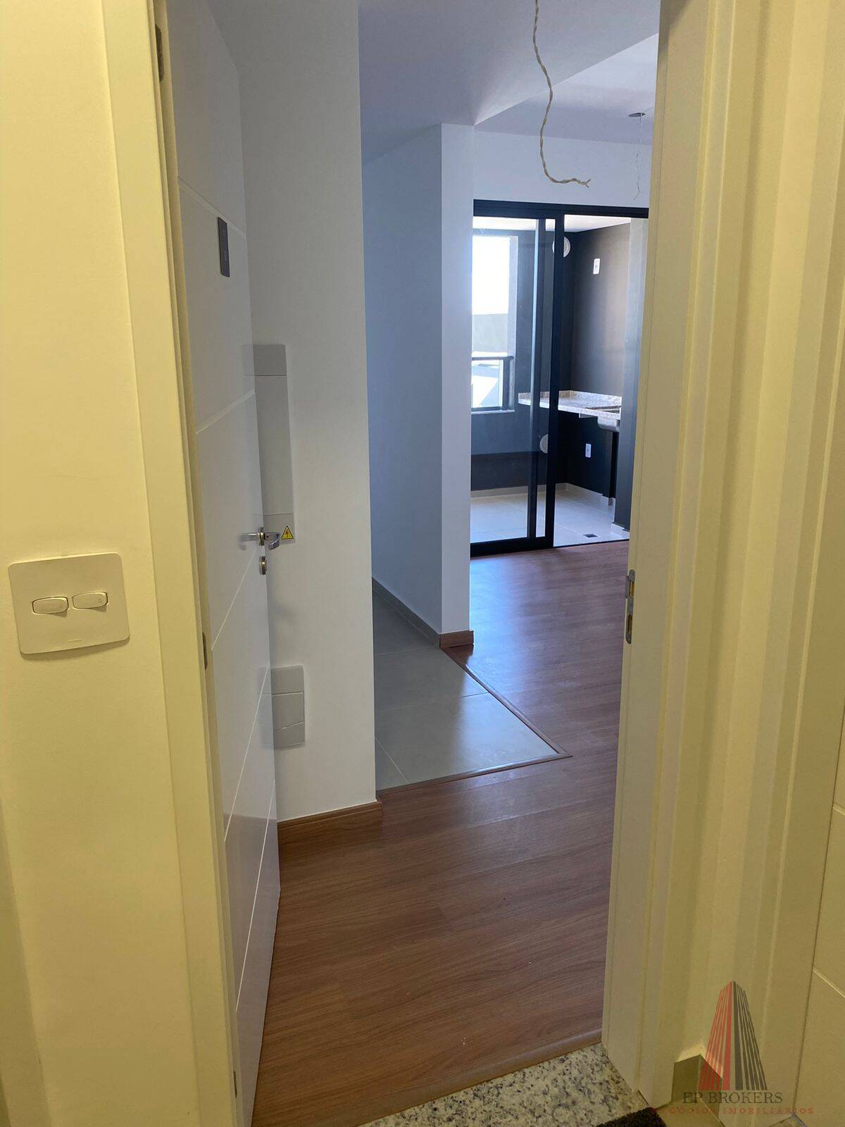 Apartamento à venda com 2 quartos, 62m² - Foto 4