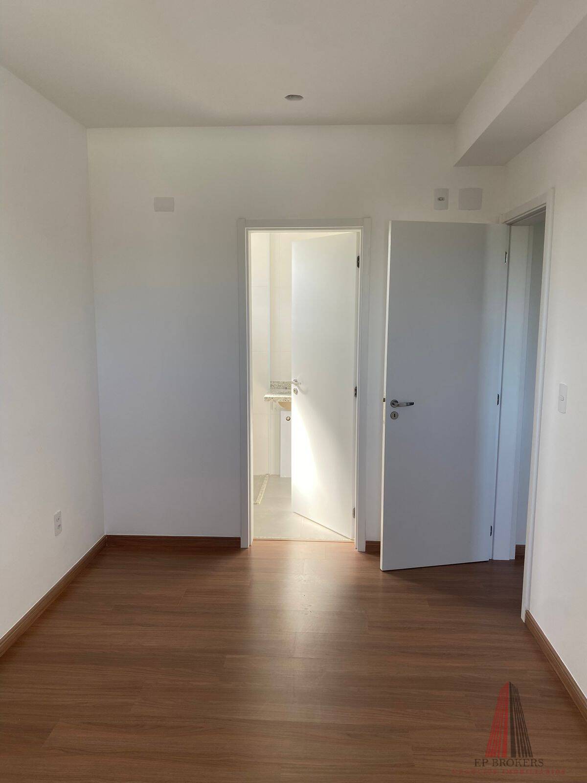 Apartamento à venda com 2 quartos, 62m² - Foto 8