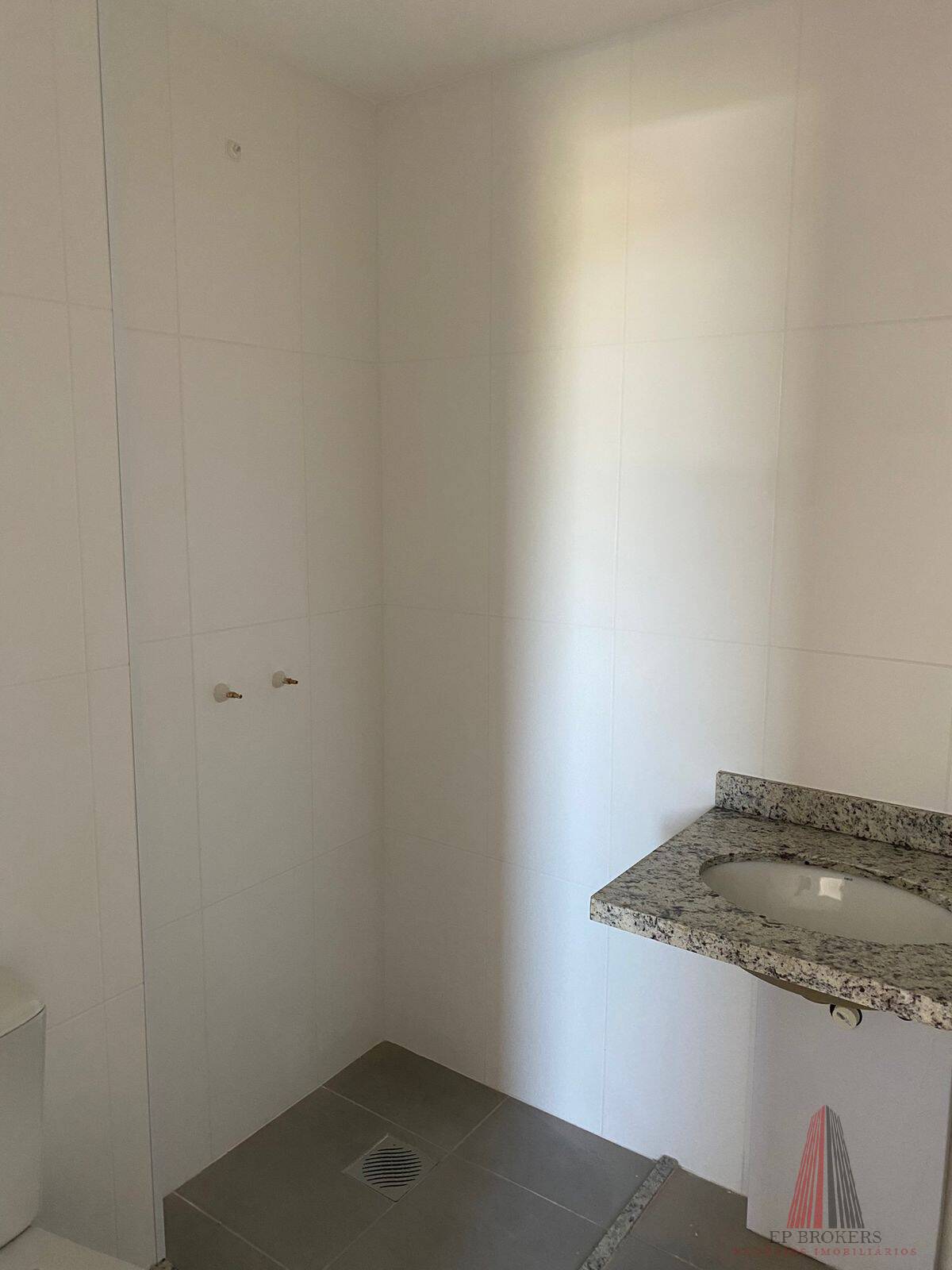 Apartamento à venda com 2 quartos, 62m² - Foto 12