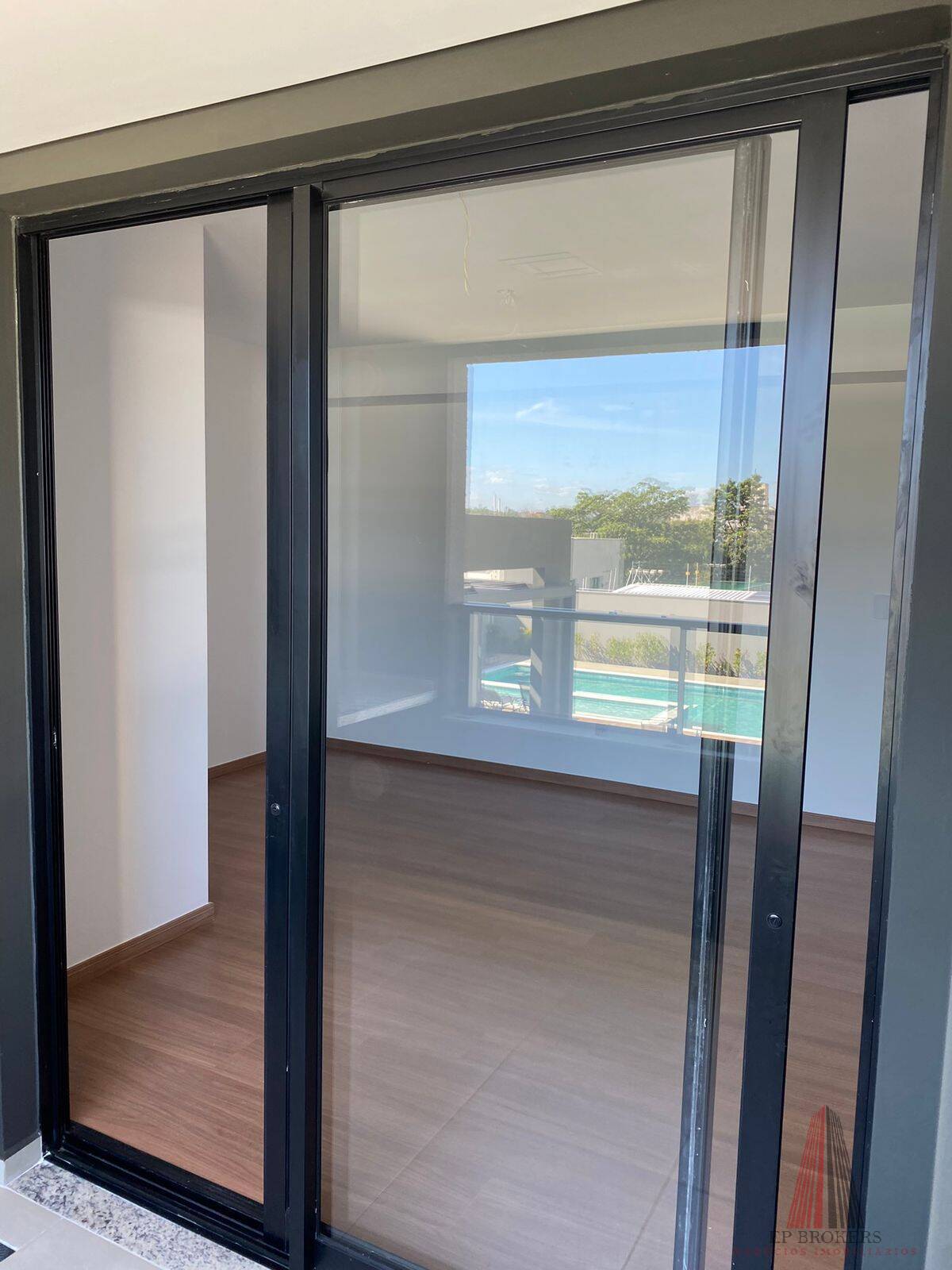 Apartamento à venda com 2 quartos, 62m² - Foto 19