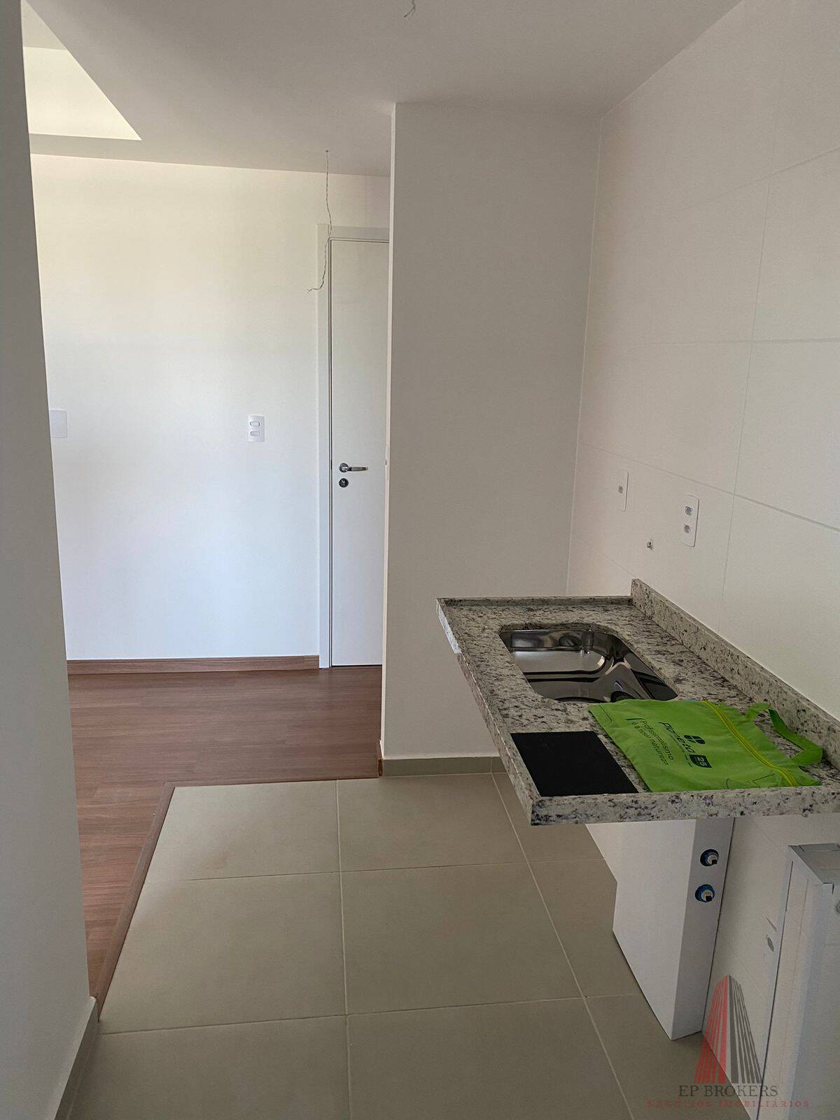 Apartamento à venda com 2 quartos, 62m² - Foto 23