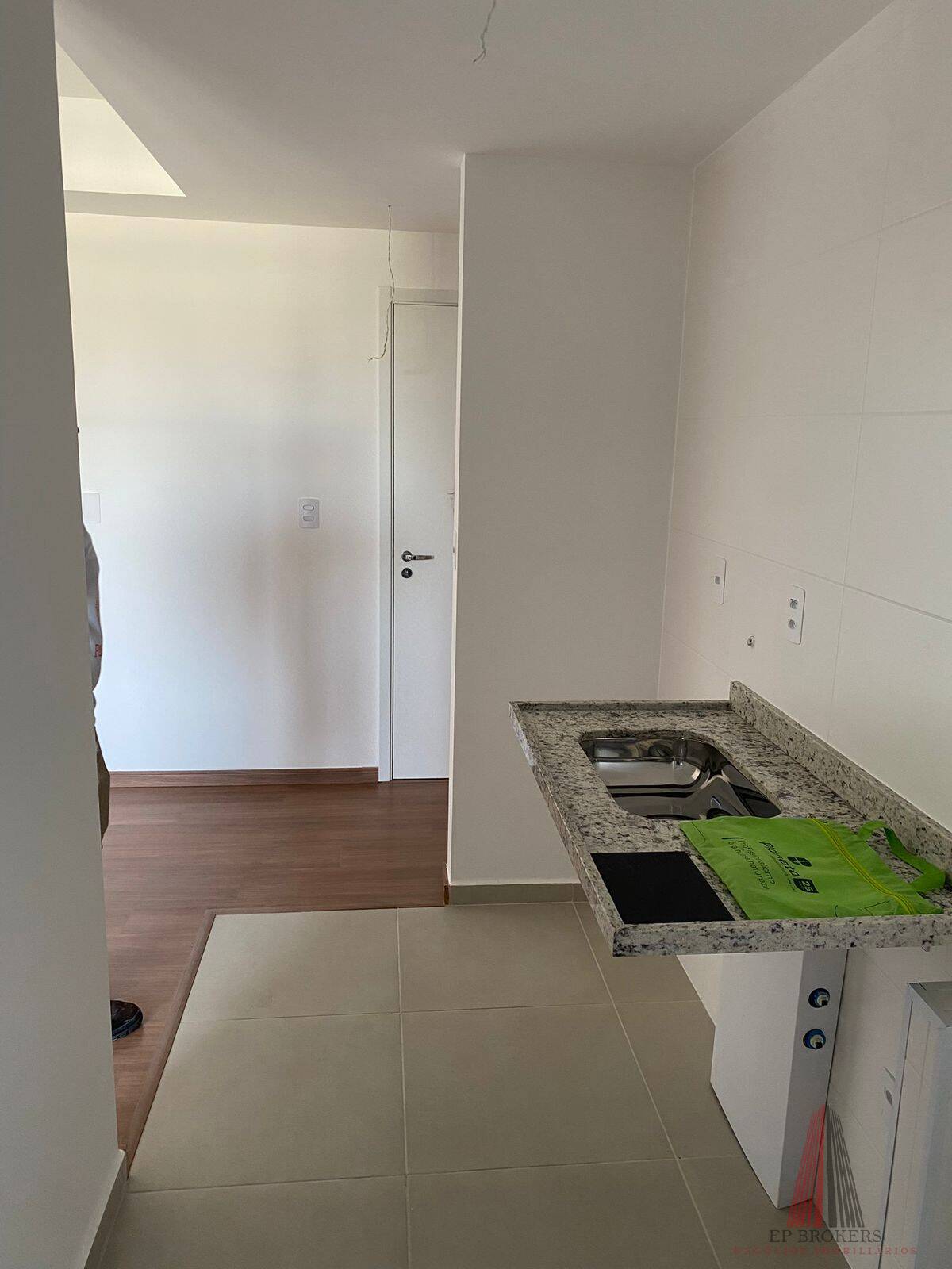 Apartamento à venda com 2 quartos, 62m² - Foto 24