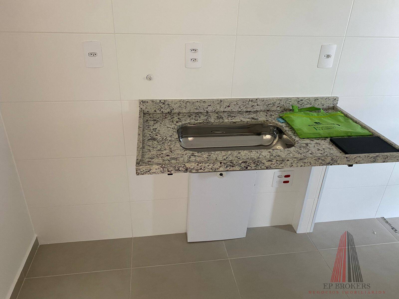 Apartamento à venda com 2 quartos, 62m² - Foto 26