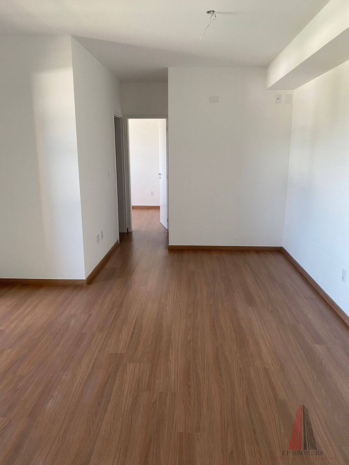 Apartamento à venda com 2 quartos, 62m² - Foto 3