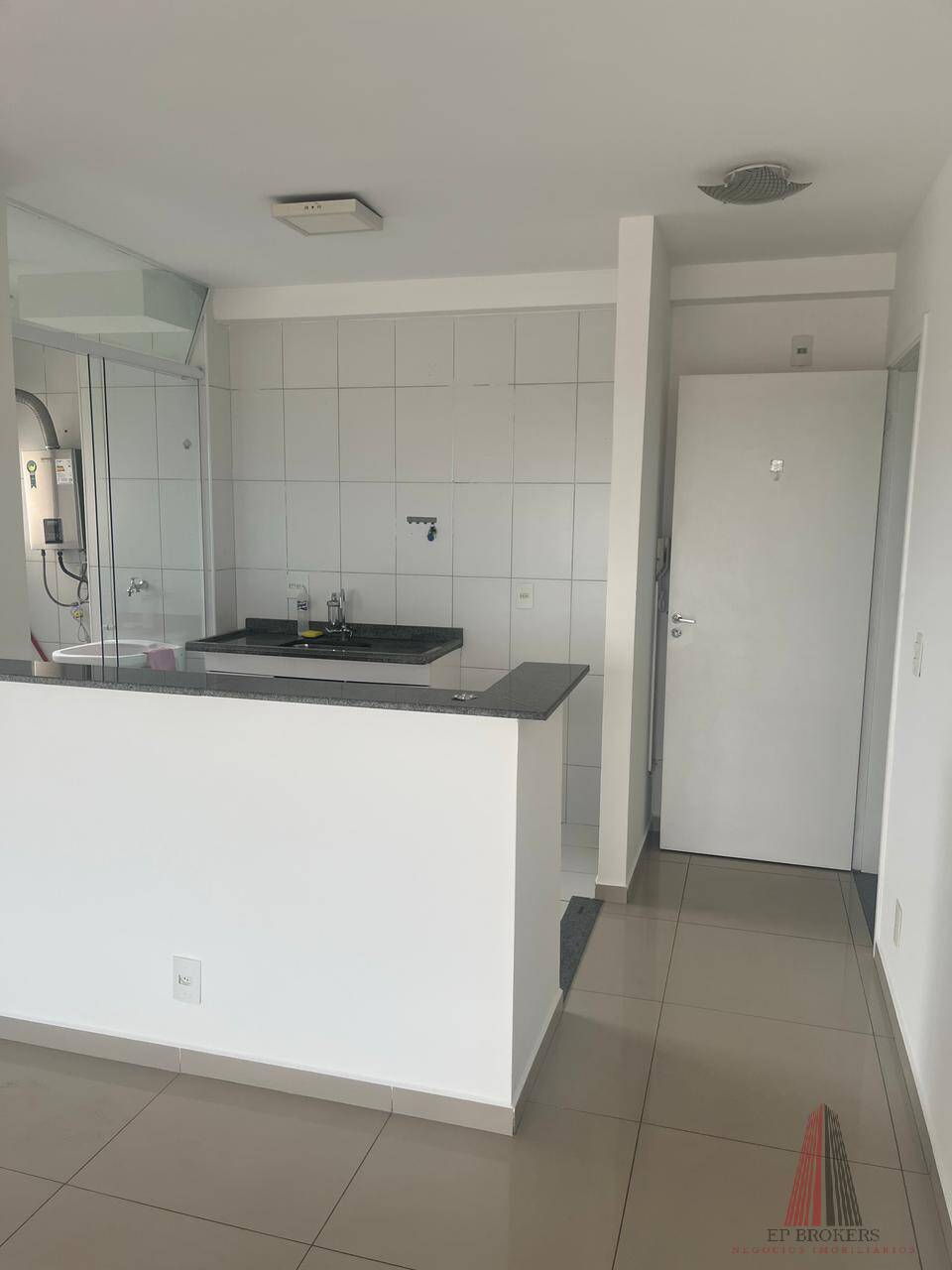 Apartamento à venda com 3 quartos, 93m² - Foto 3