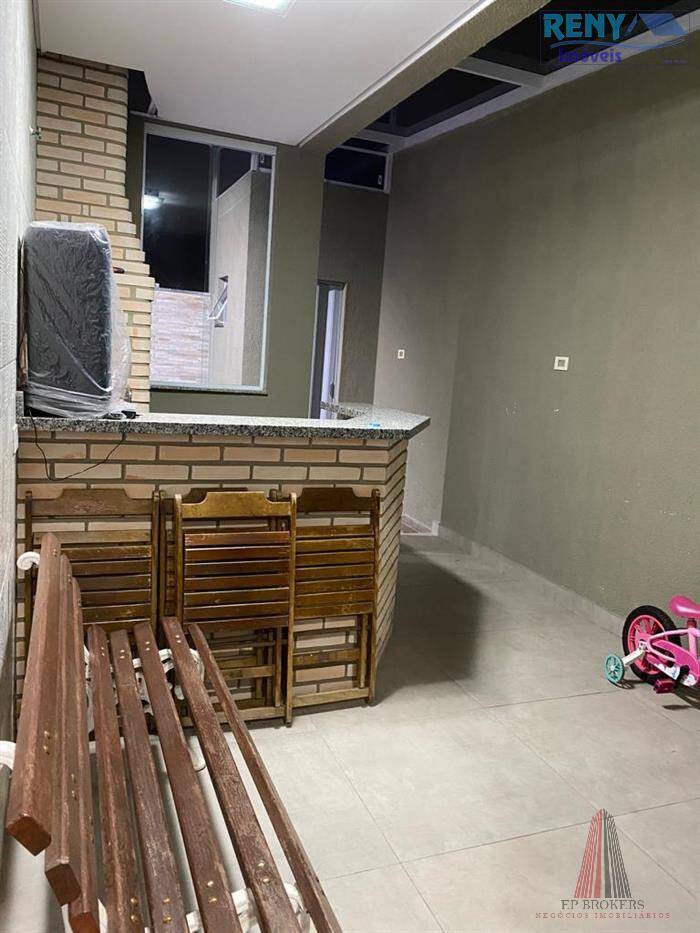 Casa à venda com 3 quartos, 102m² - Foto 5