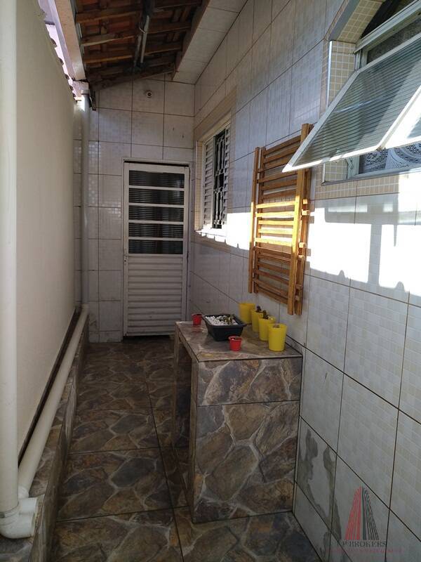 Casa à venda com 2 quartos, 105m² - Foto 16