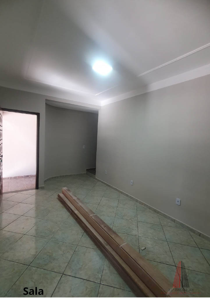 Casa à venda com 4 quartos, 192m² - Foto 3