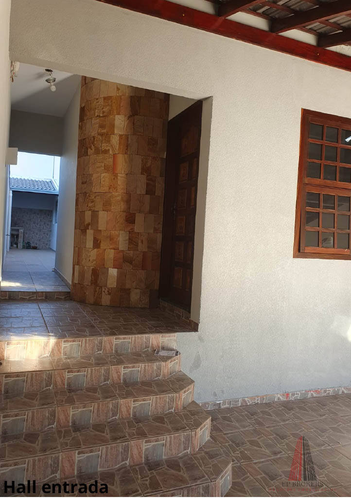 Casa à venda com 4 quartos, 192m² - Foto 2