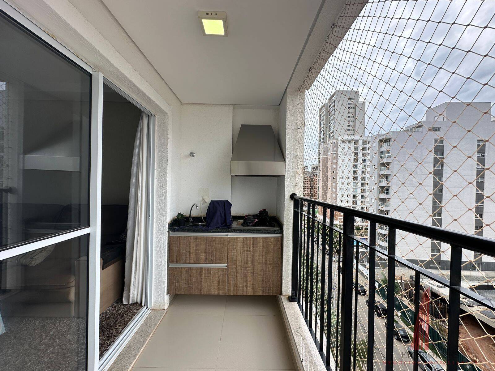 Apartamento à venda com 3 quartos, 85m² - Foto 7