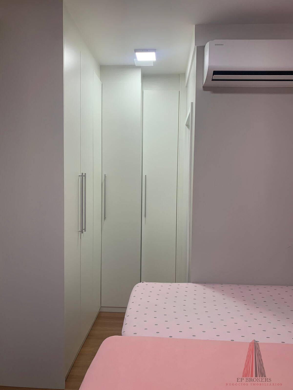 Apartamento à venda com 2 quartos, 62m² - Foto 16