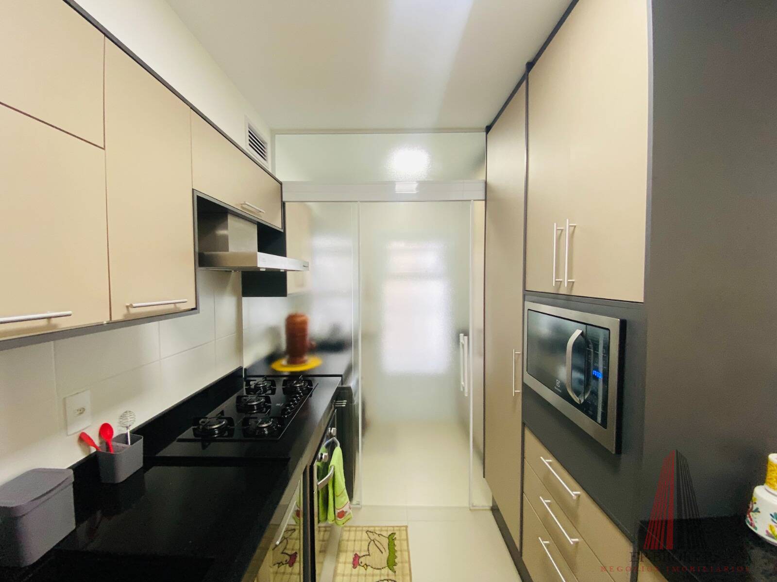 Apartamento à venda com 3 quartos, 93m² - Foto 11