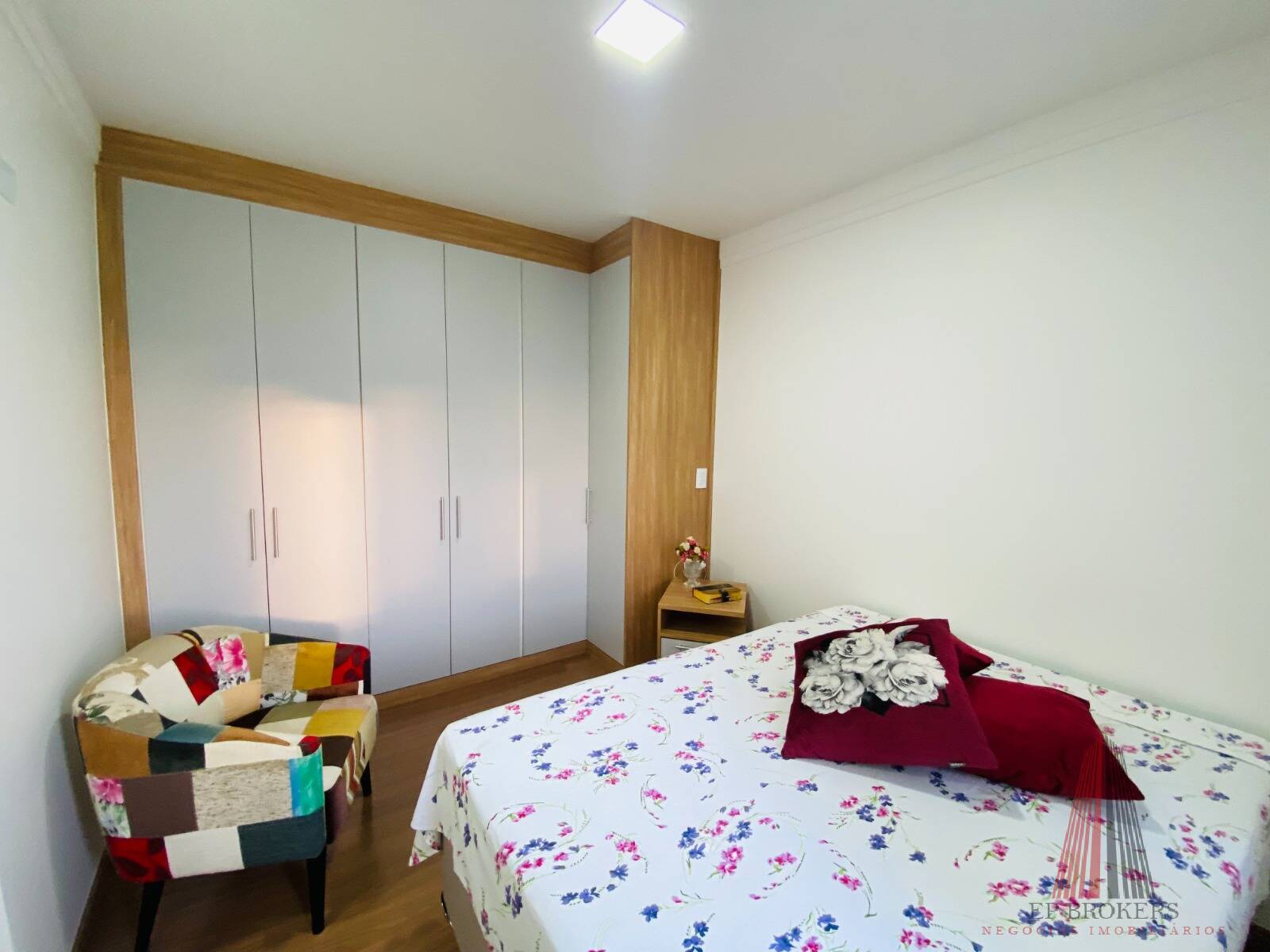 Apartamento à venda com 3 quartos, 93m² - Foto 20