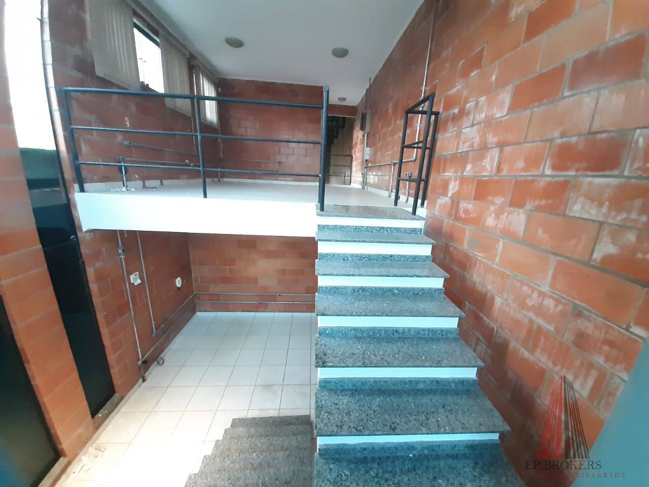 Prédio Inteiro para alugar, 188m² - Foto 12