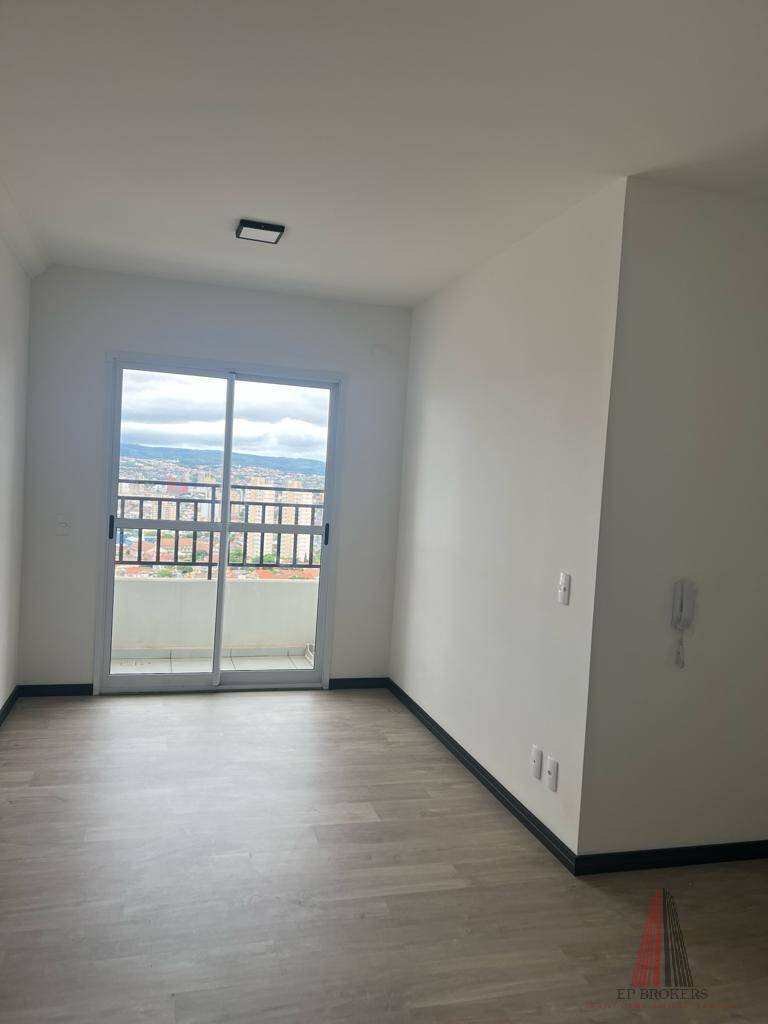 Apartamento à venda com 2 quartos, 62m² - Foto 7