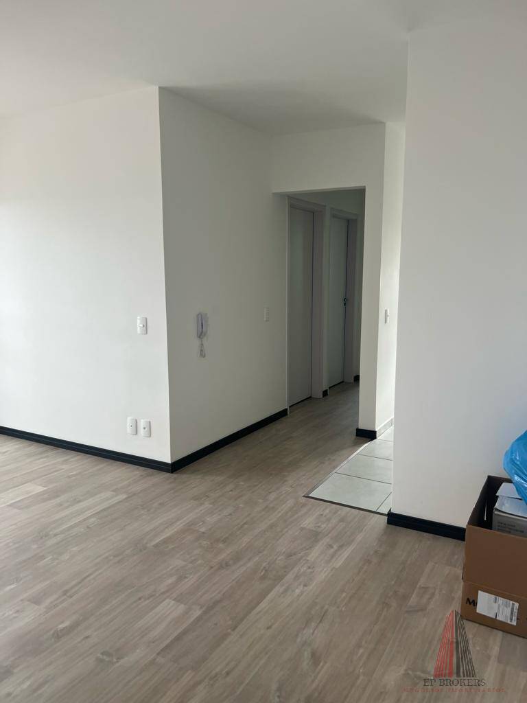 Apartamento à venda com 2 quartos, 62m² - Foto 9