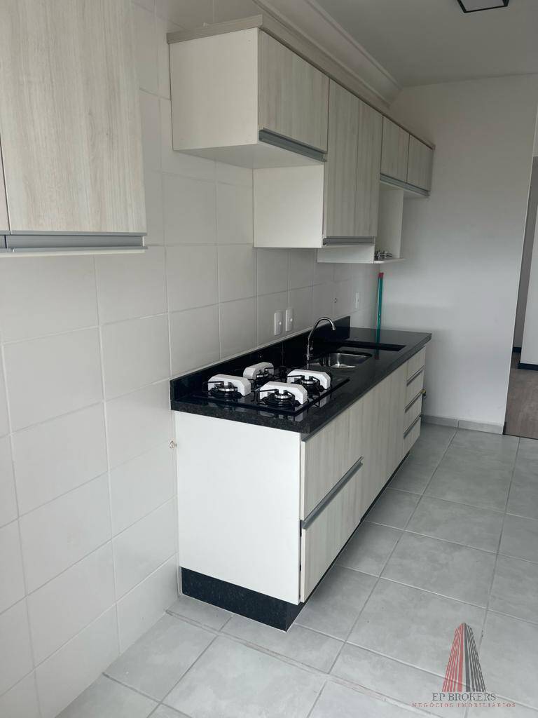 Apartamento à venda com 2 quartos, 62m² - Foto 15