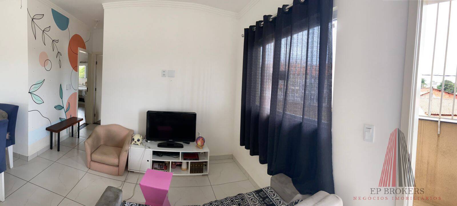 Apartamento à venda com 2 quartos, 70m² - Foto 4