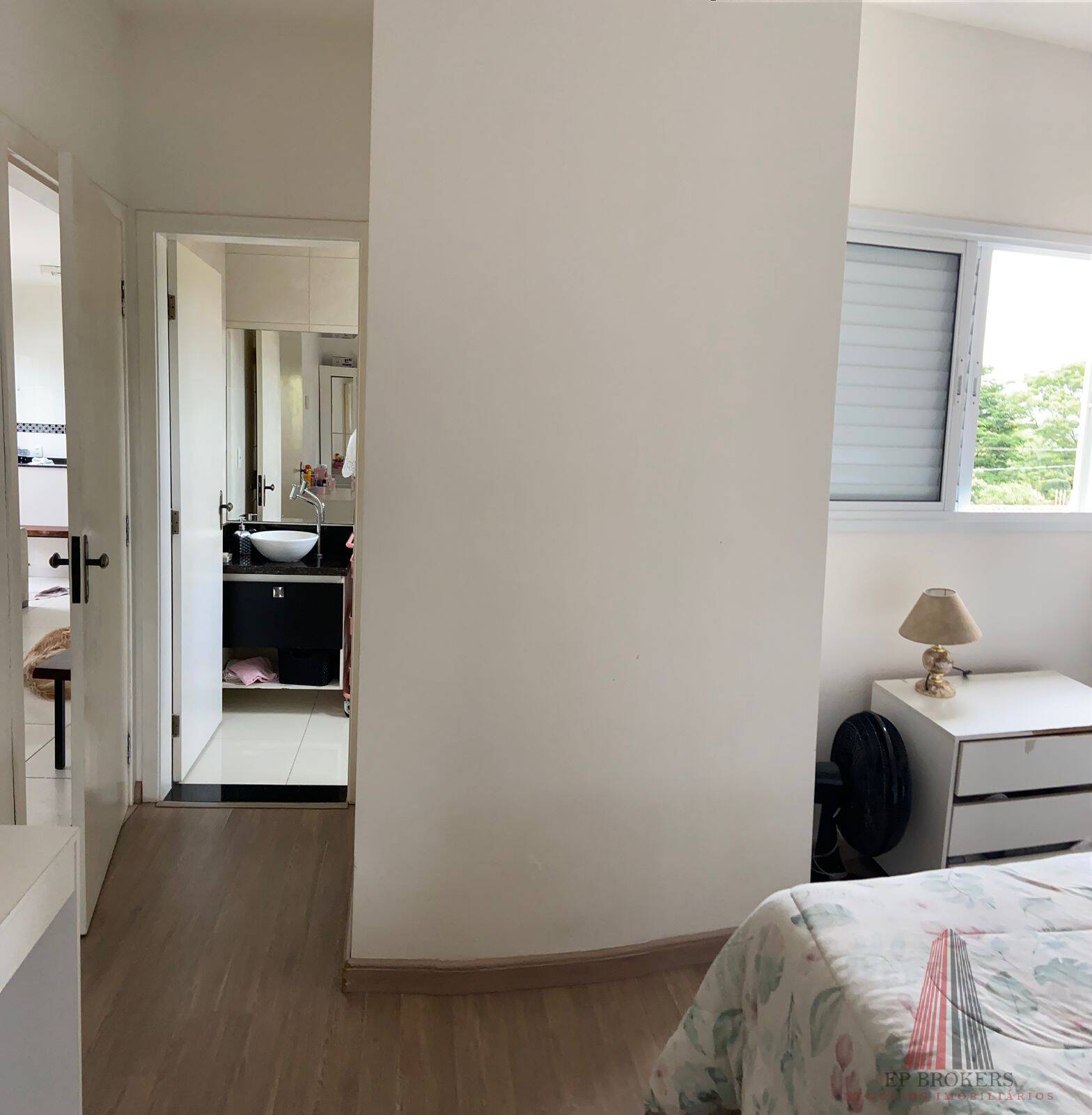 Apartamento à venda com 2 quartos, 70m² - Foto 7