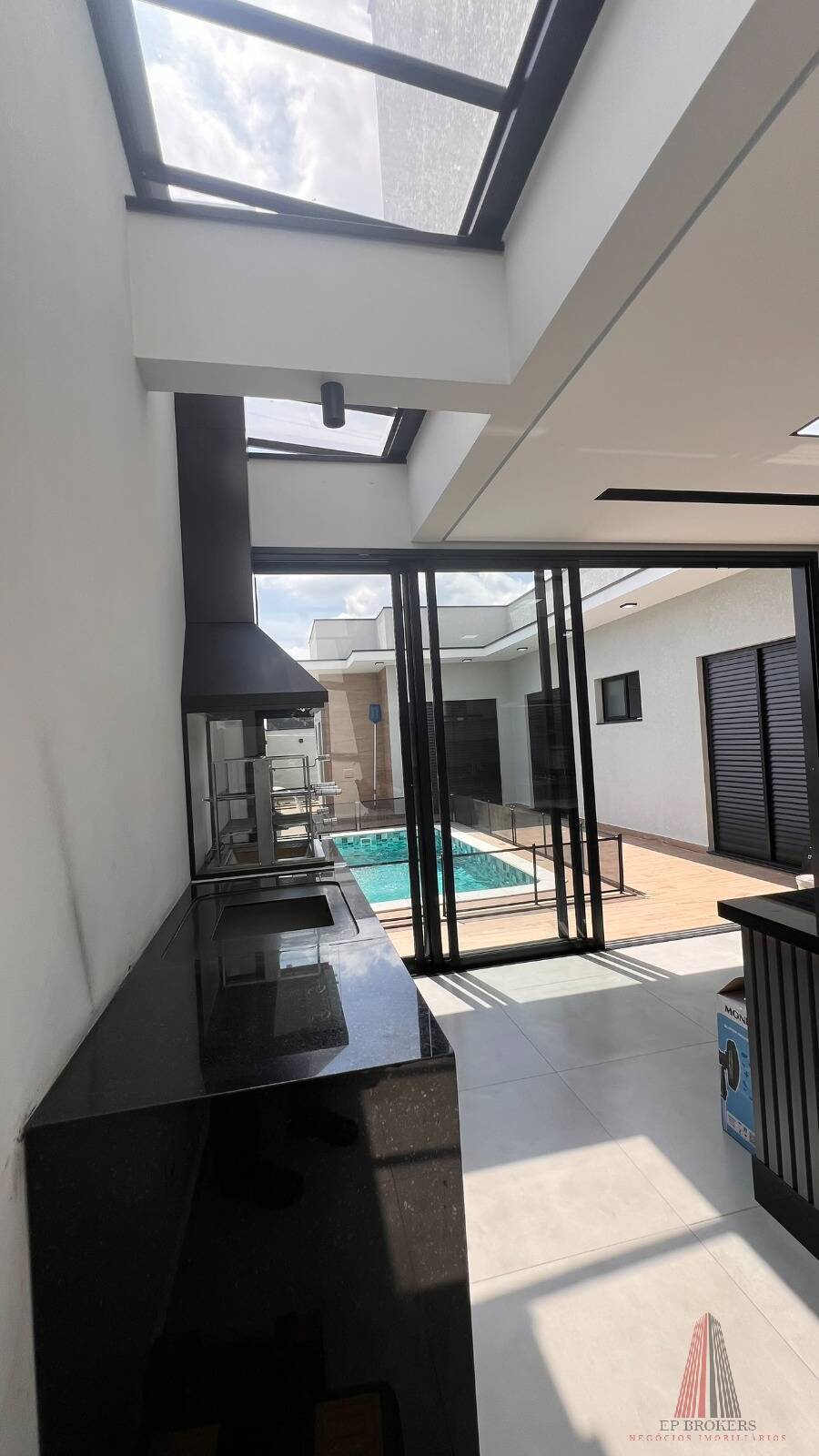 Casa de Condomínio à venda com 3 quartos, 192m² - Foto 12