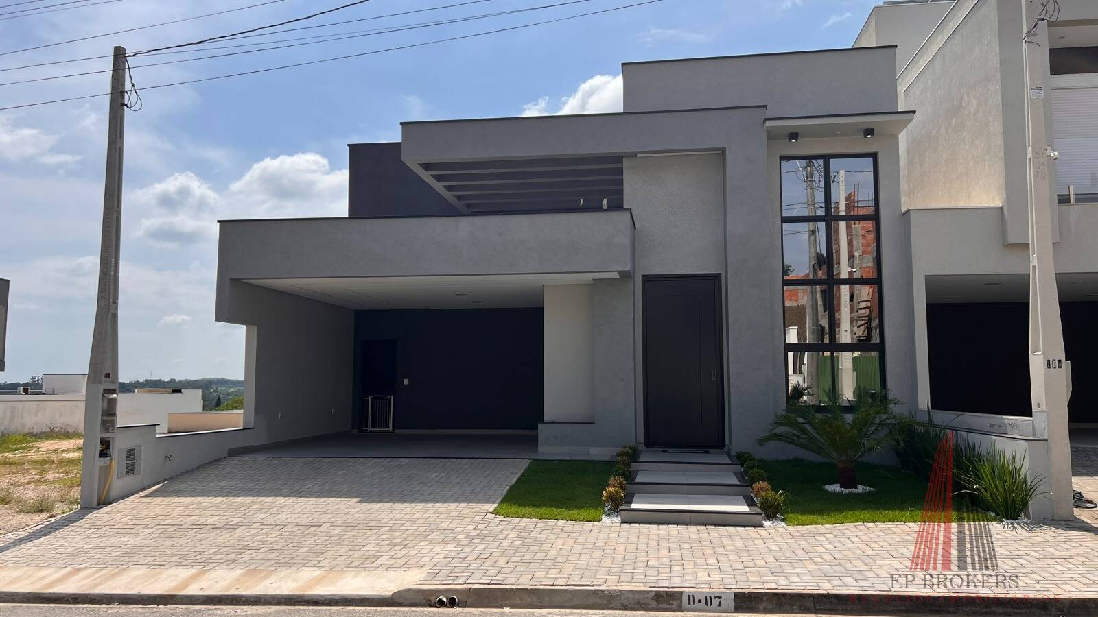 Casa de Condomínio à venda com 3 quartos, 192m² - Foto 1