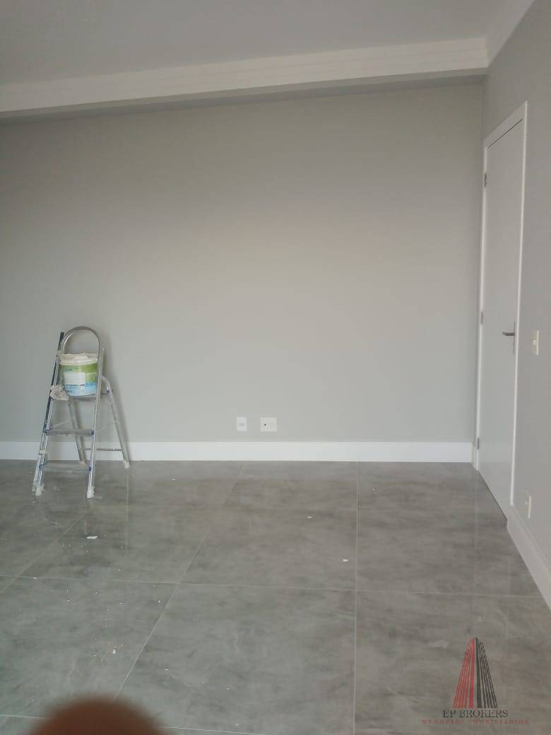 Apartamento à venda com 2 quartos, 56m² - Foto 4