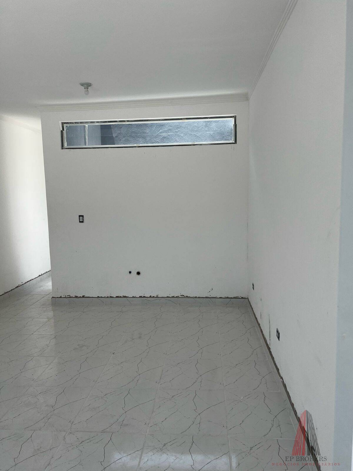 Casa à venda com 2 quartos, 56m² - Foto 9