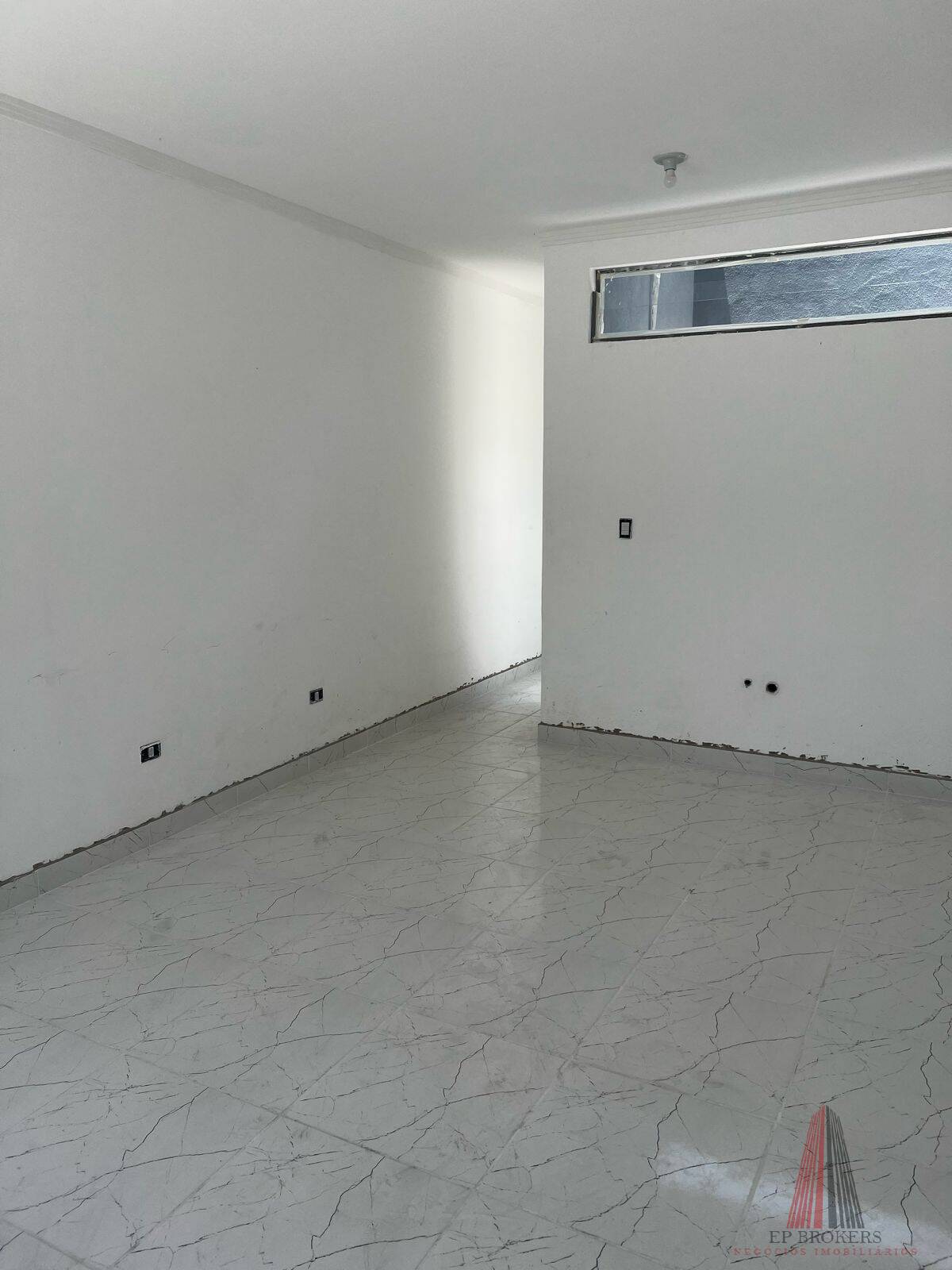 Casa à venda com 2 quartos, 56m² - Foto 8