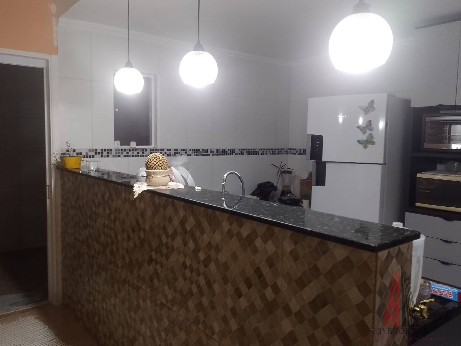 Casa à venda com 3 quartos, 126m² - Foto 4