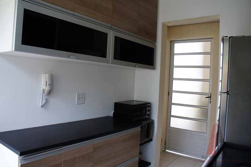 Casa à venda com 3 quartos, 83m² - Foto 10