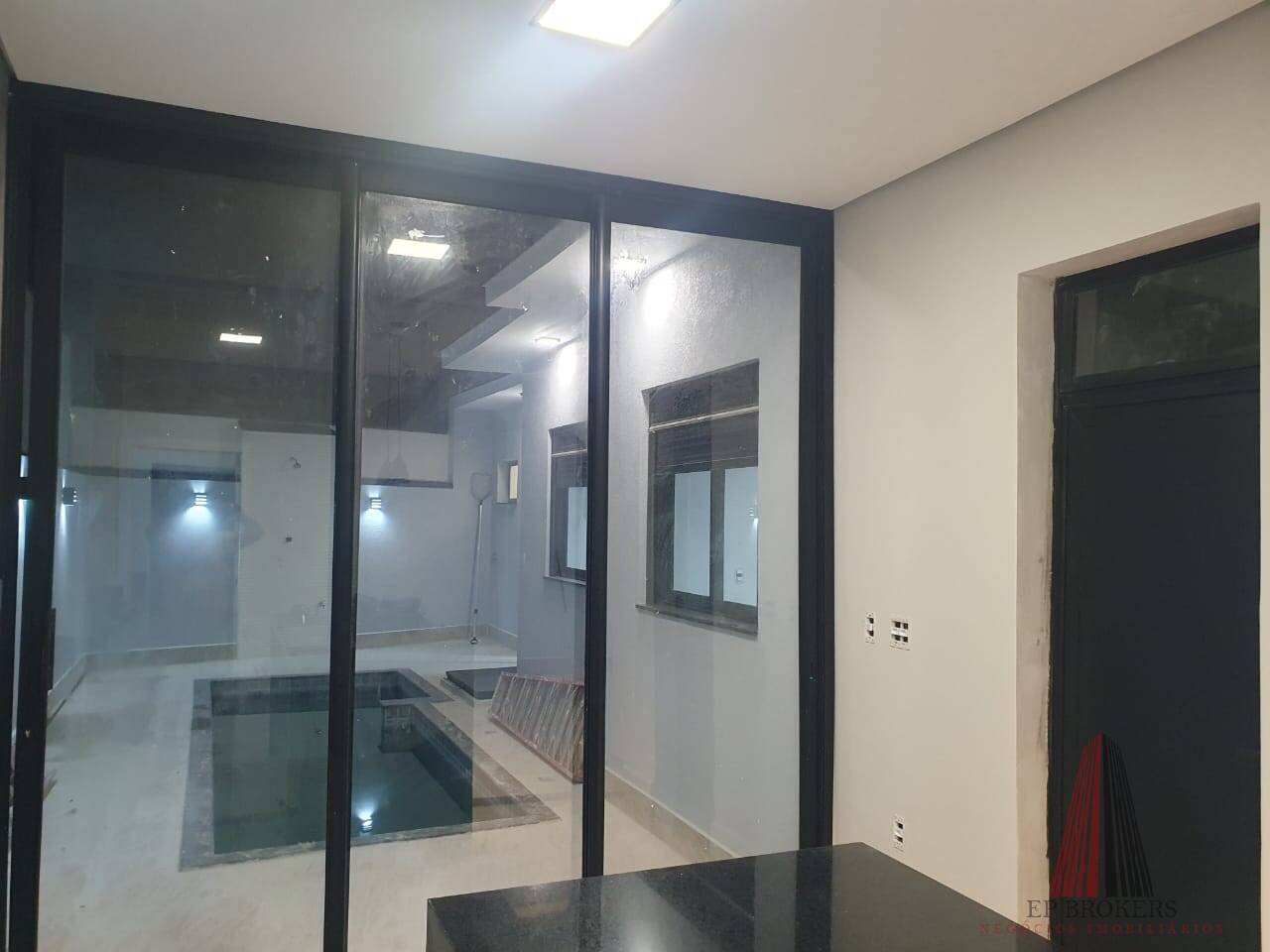 Casa à venda com 3 quartos, 181m² - Foto 30