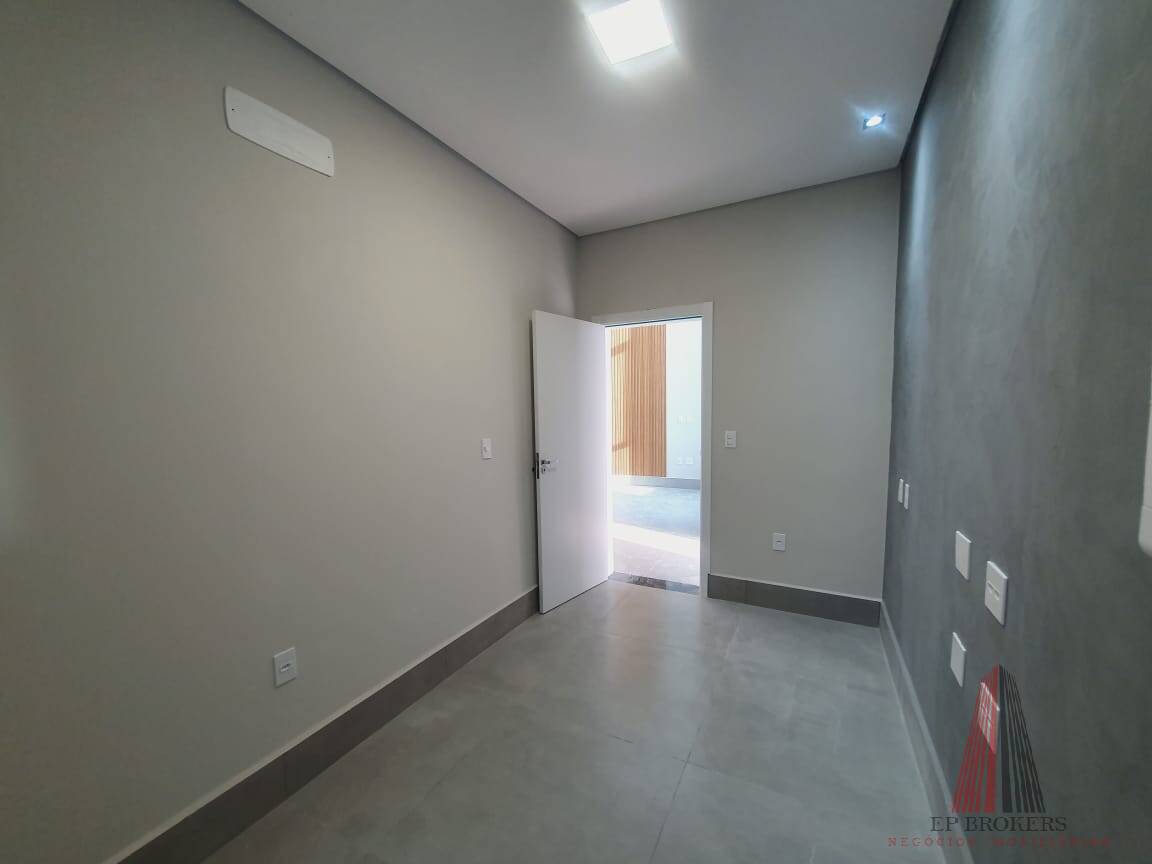 Casa à venda com 3 quartos, 181m² - Foto 32