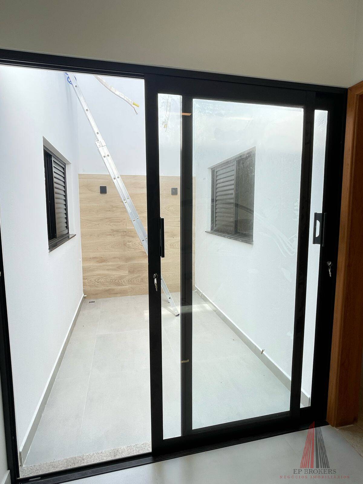 Casa à venda com 3 quartos, 124m² - Foto 15