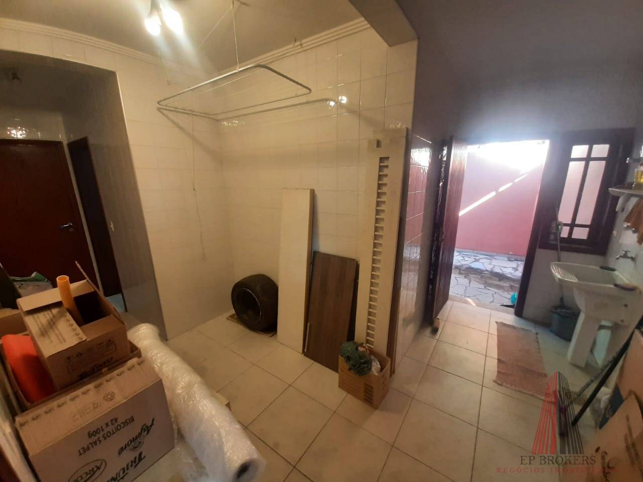 Casa à venda com 4 quartos, 440m² - Foto 5