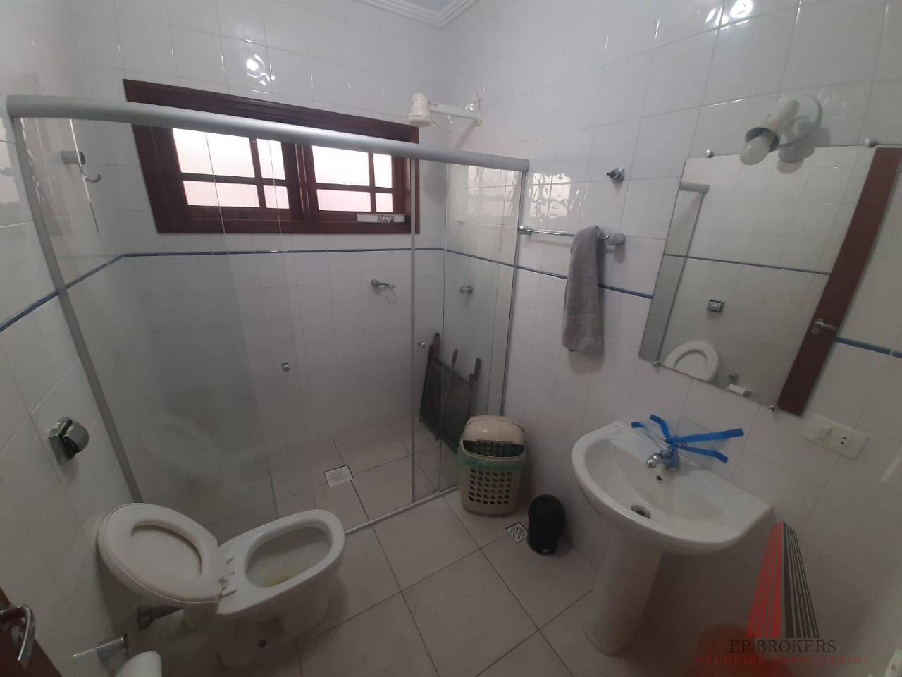 Casa à venda com 4 quartos, 440m² - Foto 9